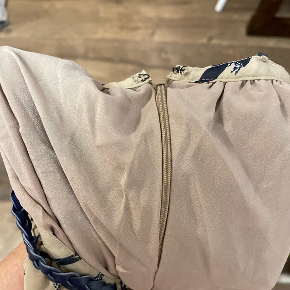 Modbe tan skirt with navy blue birds, size Xl - Picture 6 of 6